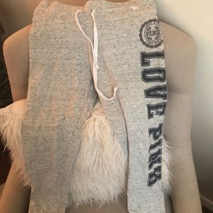 Victoria’s Secret Yoga Leggings